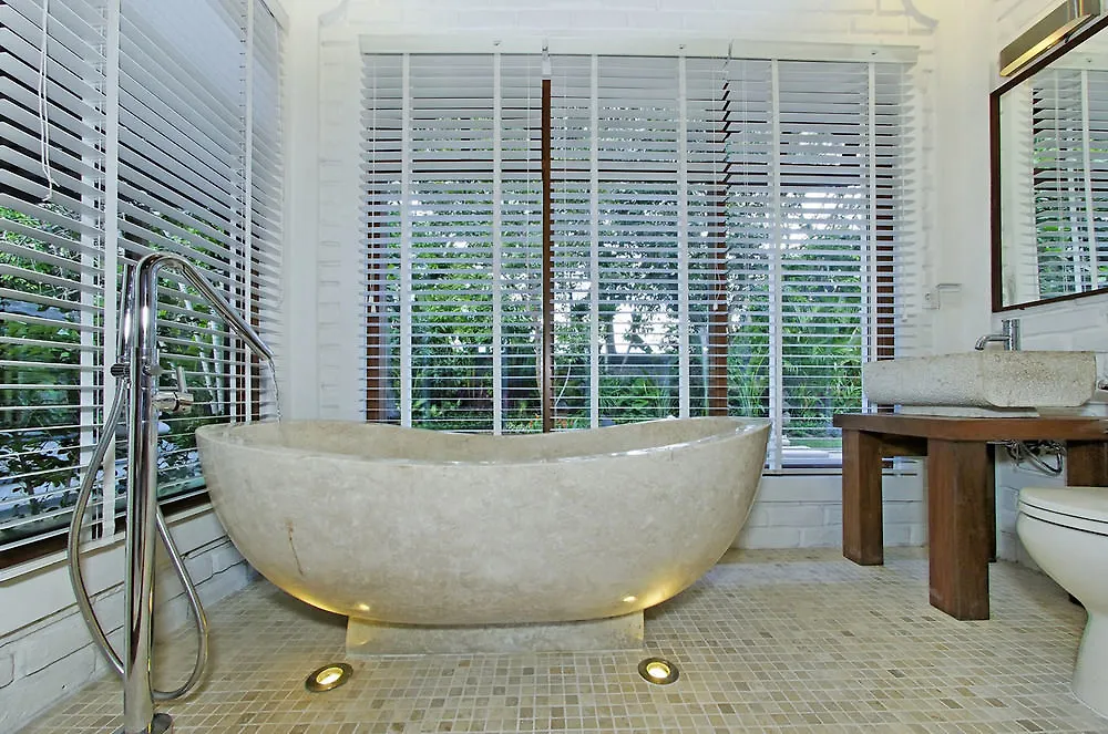 Villa Asih Legian Kuta Lombok